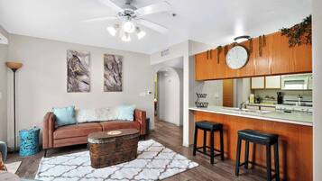 TV, fireplace, books, offices