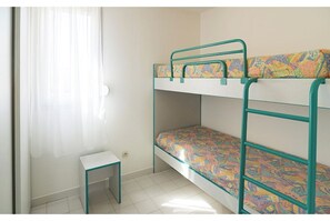 3 bedrooms, Internet