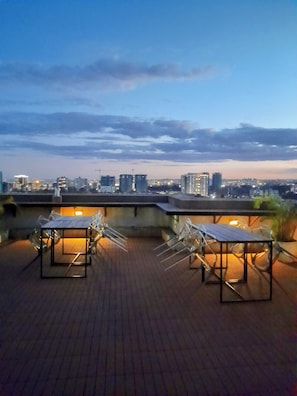 Apartment, 2 Bedrooms, Accessible, Smoking | Outdoor dining