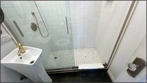 Hair dryer, towels - DTLA Escape Pad: Traveler's Oasis (Los Angeles)