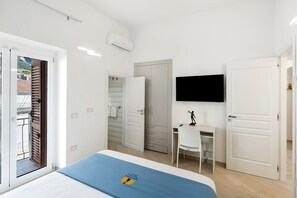 2 bedrooms, iron/ironing board, WiFi, bed sheets - Apartment 'Nanninella' with Mountain View, Wi-Fi and Air Conditioning (Minori)