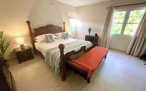 4 bedrooms, iron/ironing board, WiFi, bed sheets - ZenBreak Jack's Place 4bd (Mullins)