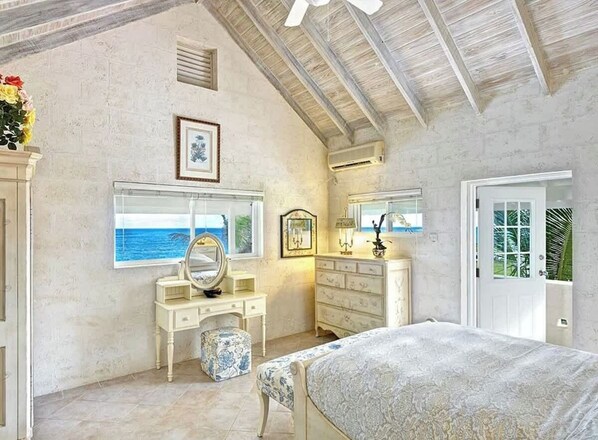 6 habitaciones, tabla de planchar con plancha, wifi y ropa de cama 