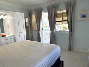 4 chambres, fer et planche à repasser, Wi-Fi, draps fournis