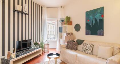 Central square - One Bedroom Apartment, Sleeps 3