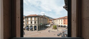 Central square - One Bedroom Apartment, Sleeps 3