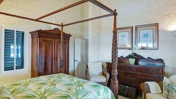 5 habitaciones, tabla de planchar con plancha, wifi y ropa de cama