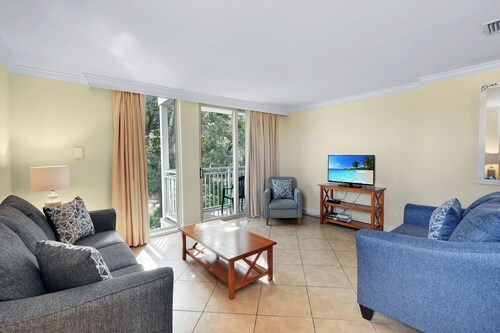 Villa 202: 2  BR, 1  BA Condominium in Jekyll Island, Sleeps 4
