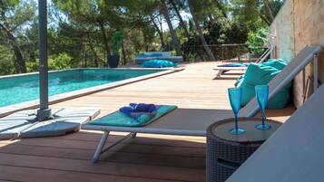 Piscine extérieure