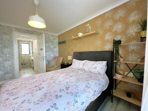 Apartment, 2 Bedrooms, Smoking, Balcony | 2 bedrooms - Modern Unit Near Canary Wharf (London)