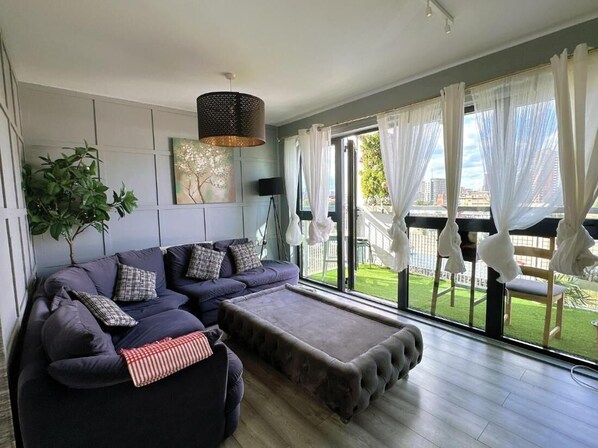 View from property - Modern Unit Near Canary Wharf (London)
