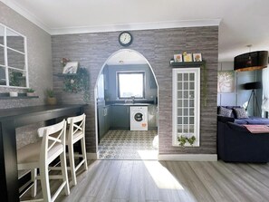 Apartment, 2 Schlafzimmer, Raucher, Balkon | Esszimmer