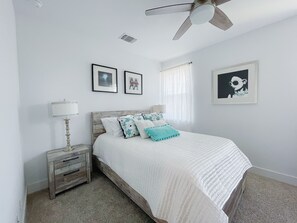 3 chambres, fer et planche à repasser, Wi-Fi, draps fournis
