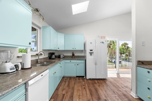 Microwave, oven, stovetop, dishwasher
