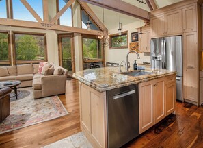 TV, fireplace - Pines #10 | 4BR 3.5 BTH Beaver Creek Townhome (Beaver Creek)