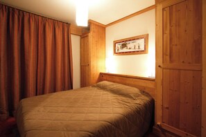 2 bedrooms, Internet