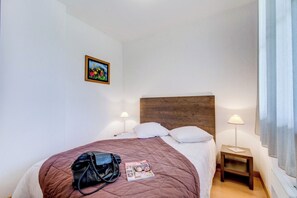 2 bedrooms, Internet