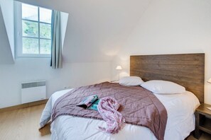 2 bedrooms, internet