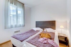 3 bedrooms, Internet