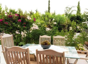 Outdoor dining - Rhodes villa close to sea, town, Faliraki. Best choice for holidays (Rhodes)