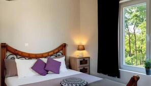 3 bedrooms, iron/ironing board, WiFi, bed sheets - Rhodes villa close to sea, town, Faliraki. Best choice for holidays (Rhodes)