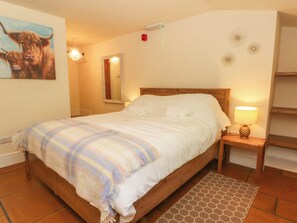 1 bedroom, individually decorated, individually furnished, free WiFi