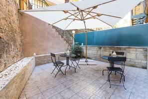 屋外ダイニングエリア