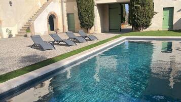 AuĂenpool (je nach Saison geöffnet)