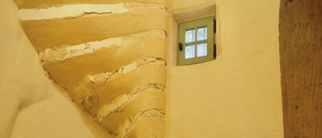 豪華雙人房, 花園景, 高層 | 房內夾萬、熨斗/熨衫板、免費 Wi-Fi