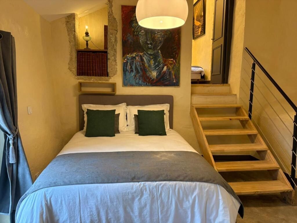 In-room safe, iron/ironing board, free WiFi