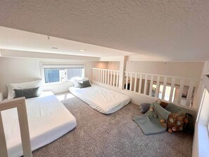 3 bedrooms, WiFi, bed sheets