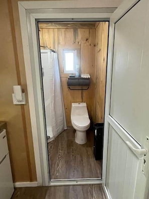 Shower, towels, soap, shampoo