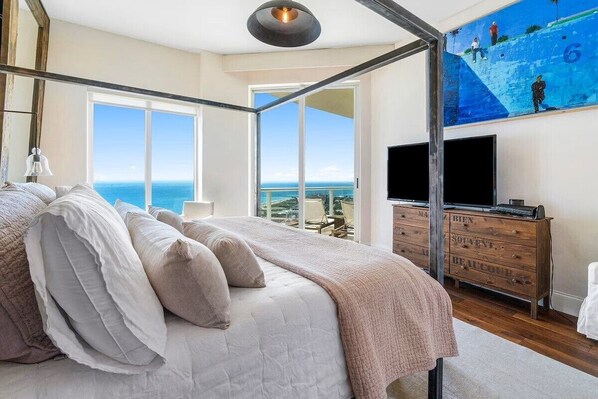 3 bedrooms, WiFi, bed sheets, wheelchair access