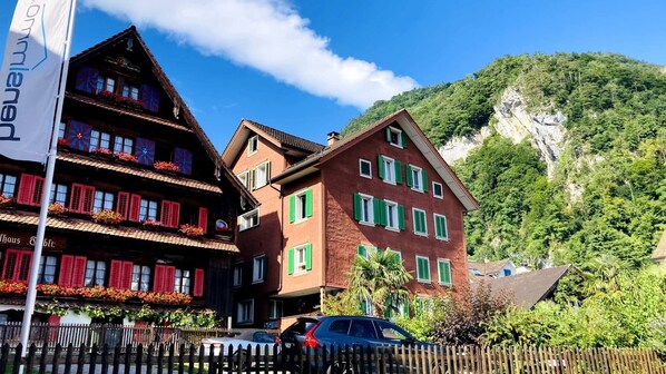 Shared Dormitory, 1 Bedroom, Smoking, Balcony | Exterior