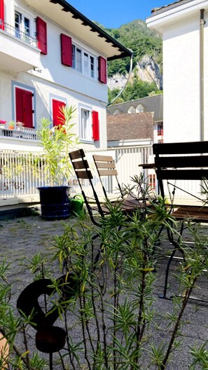 Shared Dormitory, 1 Bedroom, Smoking, Balcony | Exterior