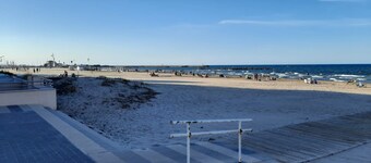 Apartment "Brooklyn 1" Wi-Fi. 1 Minute from the Beach