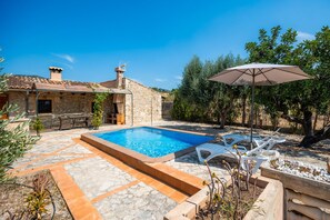 Pool - Villa 'Auxella Petit' with Mountain View, Wi-Fi and Air Conditioning (Moscari)