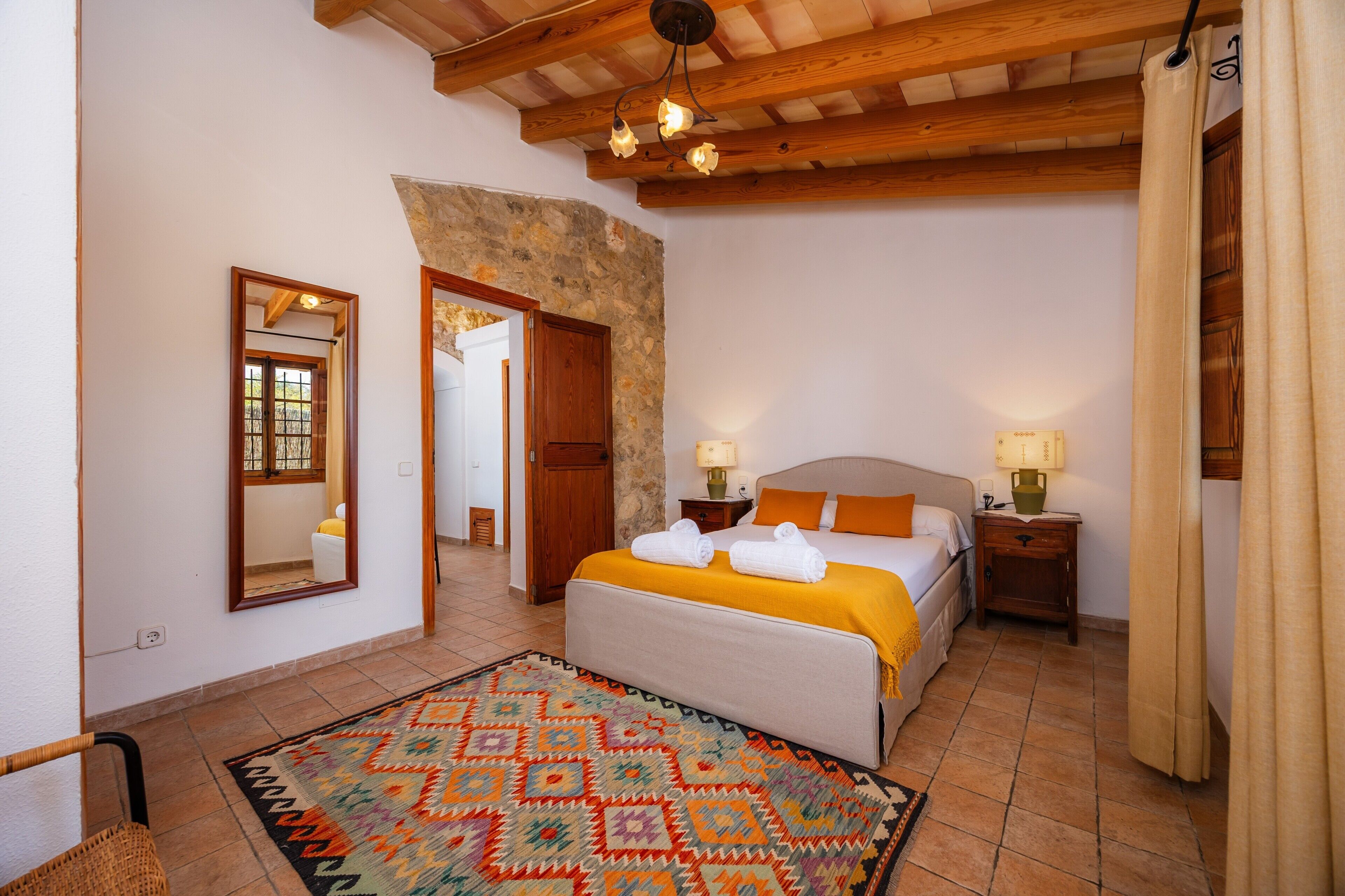 1 chambre, fer et planche à repasser, Wi-Fi, draps fournis