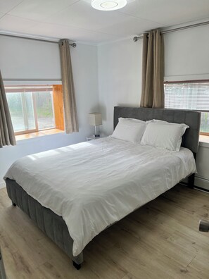 2 Schlafzimmer, Bügeleisen/Bügelbrett, kostenloses WLAN, Bettwäsche