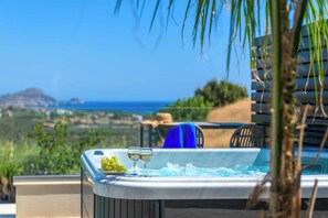 Villa (3 Bedrooms) | Exterior