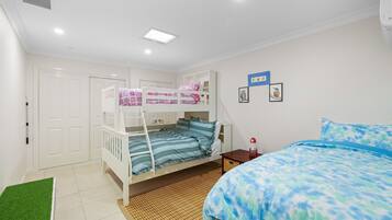 4 bedrooms, iron/ironing board, travel crib, internet
