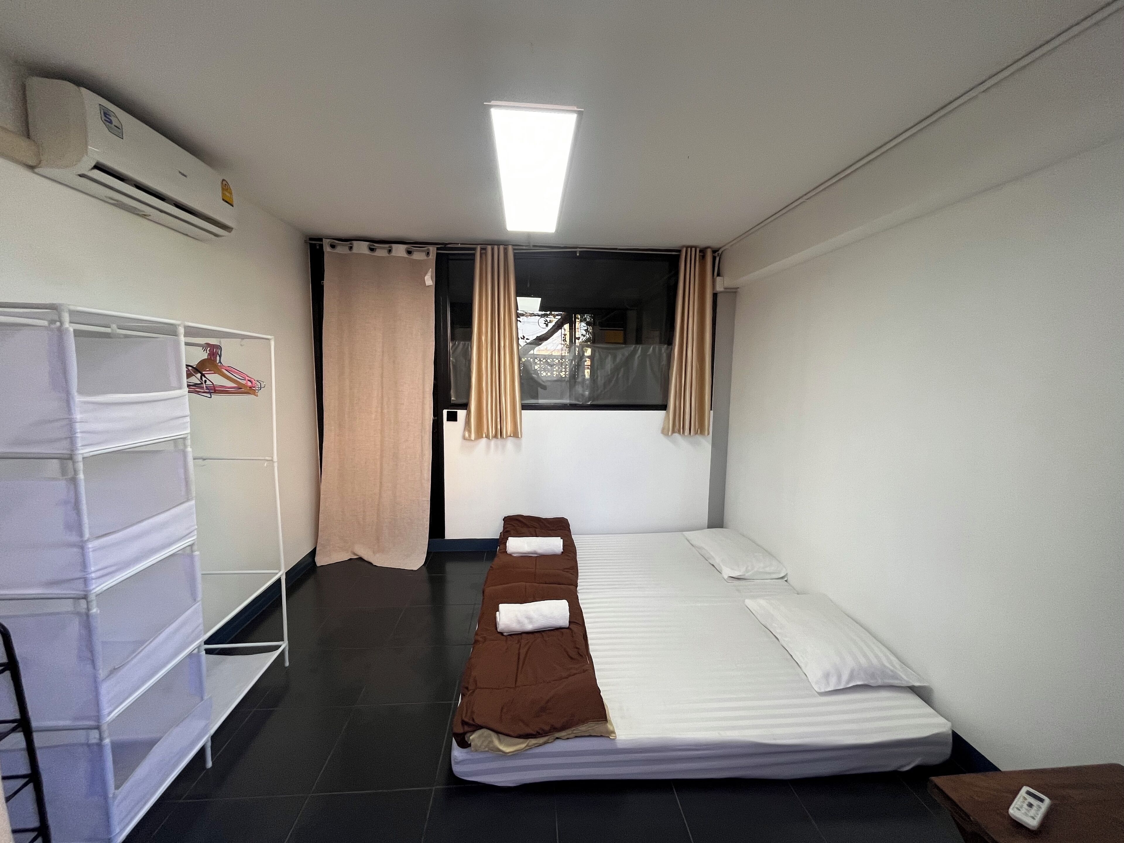 1 Schlafzimmer, Schreibtisch, Bügeleisen/Bügelbrett, kostenloses WLAN