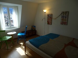 Shared Dormitory, 1 Bedroom, Smoking, Balcony | 1 bedroom
