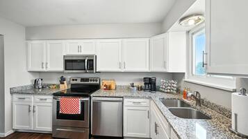 Fridge, microwave, oven, dishwasher
