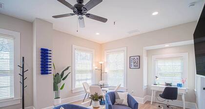 The Maison at Marietta Square