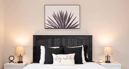 The Maison at Marietta Square