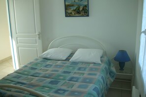 1 bedroom, iron/ironing board, WiFi