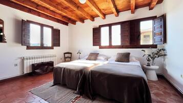 6 slaapkamers, beddengoed, rolstoeltoegang