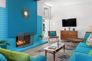 TV, fireplace, ping pong