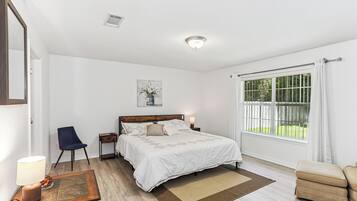 4 dormitorios, tabla de planchar con plancha, wifi y ropa de cama